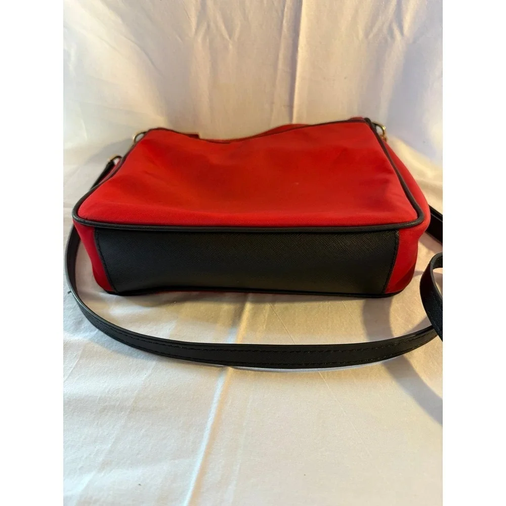 Michael Kors Red Nylon and Black Leather Trim Crossbody Bag Gold Tone‎ Hardware